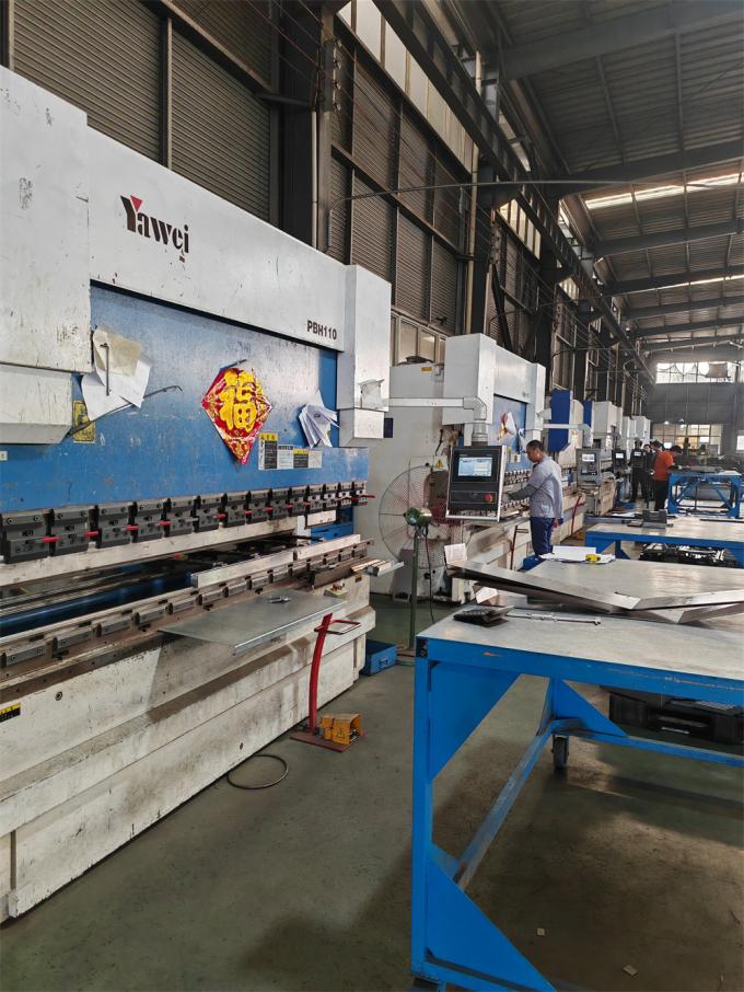 High-quality European-style Hot-dip Galvanized Steel Ventilated Cable Tray for Photovoltaic Applications 3